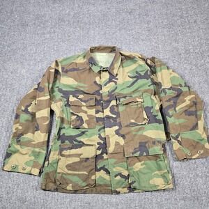Vintage US Army M81 Woodland Camo Jacket Mens Medium Short Combat Coat 90s Milit